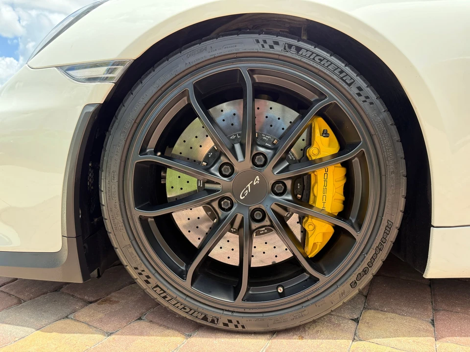 2016 Porsche 981 Cayman GT4 - Image 6 of 20