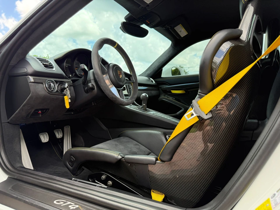 2016 Porsche 981 Cayman GT4 - Image 10 of 20