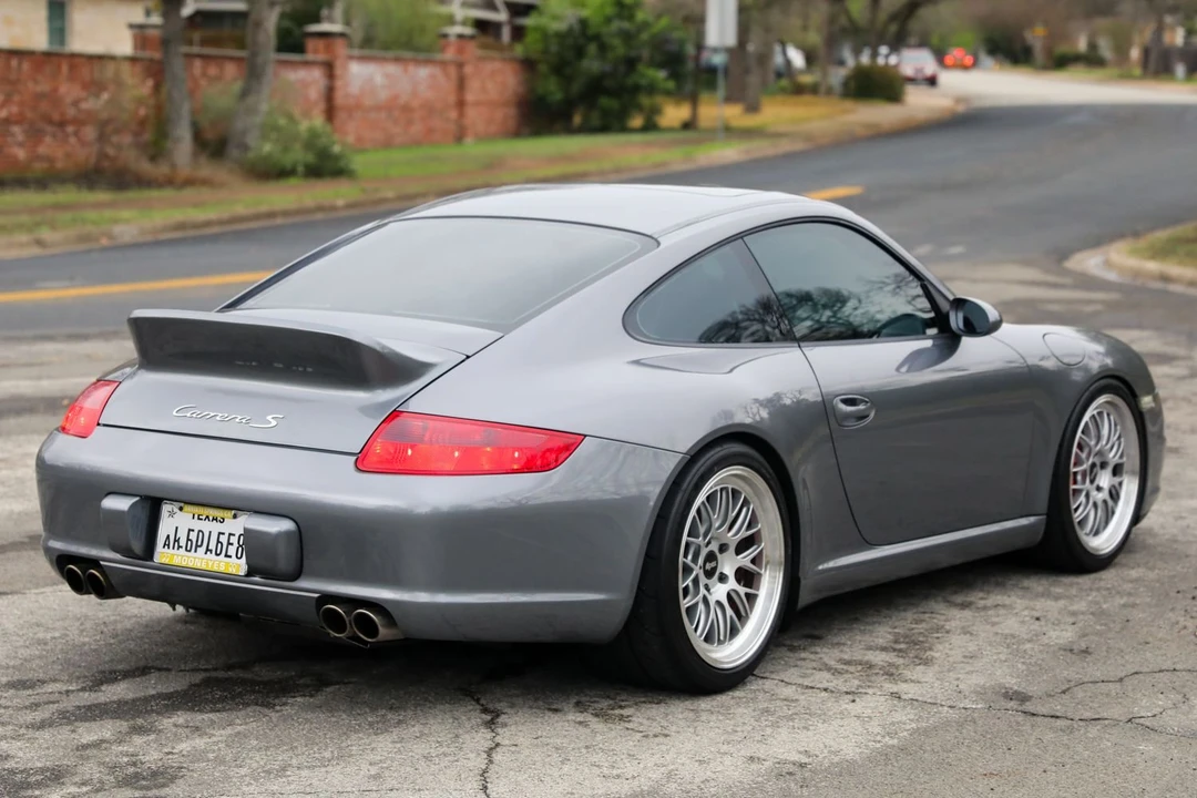 2005 Porsche 997 Carrera S - Image 10 of 31