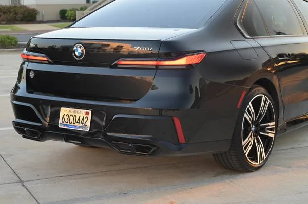 2023 BMW G70 7 Series - Image 8 of 21