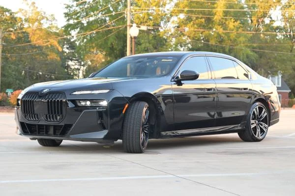 2023 BMW G70 7 Series - Image 4 of 21