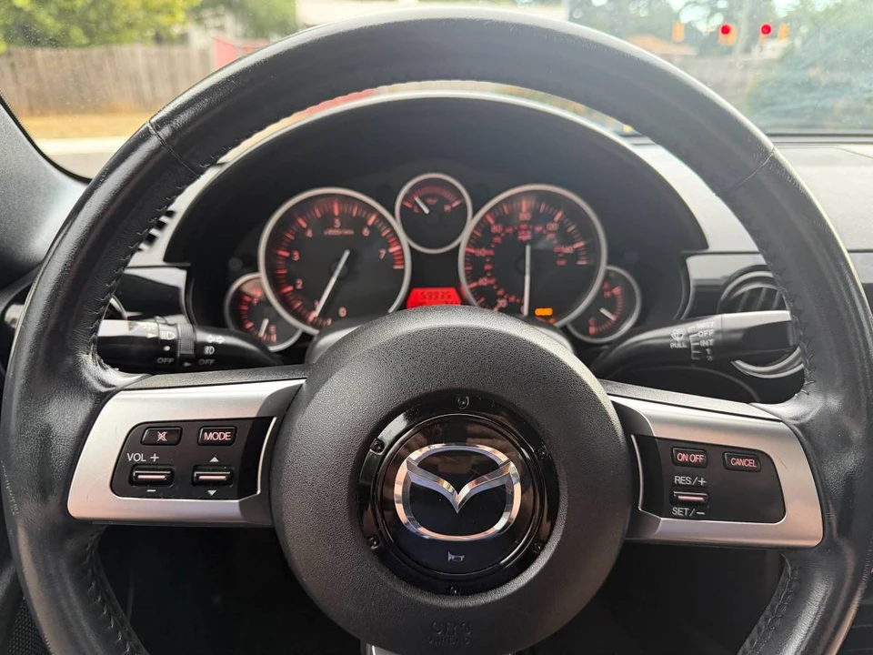 2006 Mazda NC MX-5 Miata - Image 15 of 17