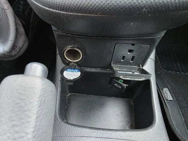 2009 Toyota Matrix 2nd Gen - Image 9 of 16