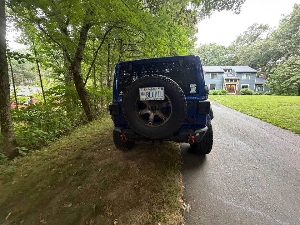 2020 Jeep JL Wrangler - Image 3 of 5