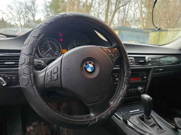 2009 BMW E90 3 Series Sedan - Image 3 of 11