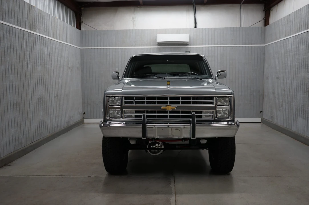 1987 Chevrolet K5 Blazer 2nd Gen - Image 12 of 31