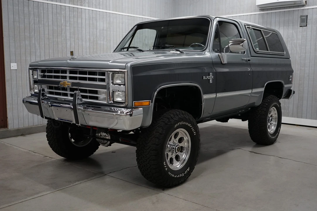 1987 Chevrolet K5 Blazer 2nd Gen - Image 4 of 31