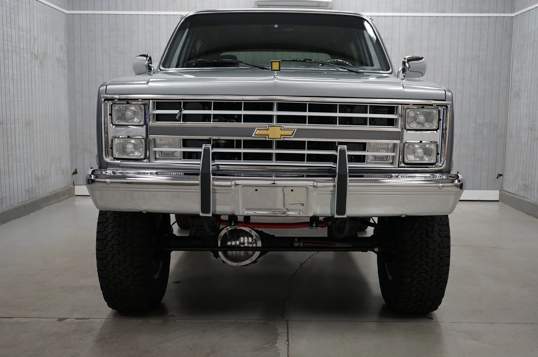 1987 Chevrolet K5 Blazer 2nd Gen - Image 14 of 31