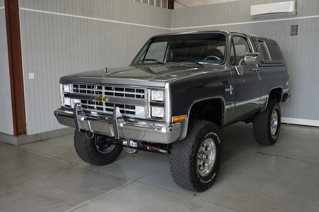 1987 Chevrolet K5 Blazer 2nd Gen - Image 5 of 31