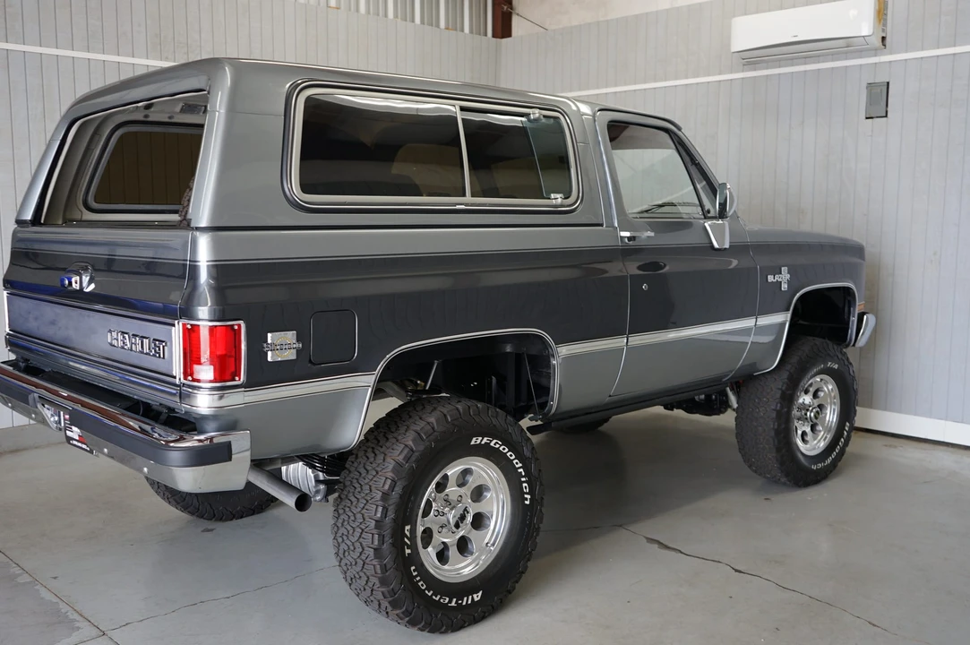 1987 Chevrolet K5 Blazer 2nd Gen - Image 22 of 31