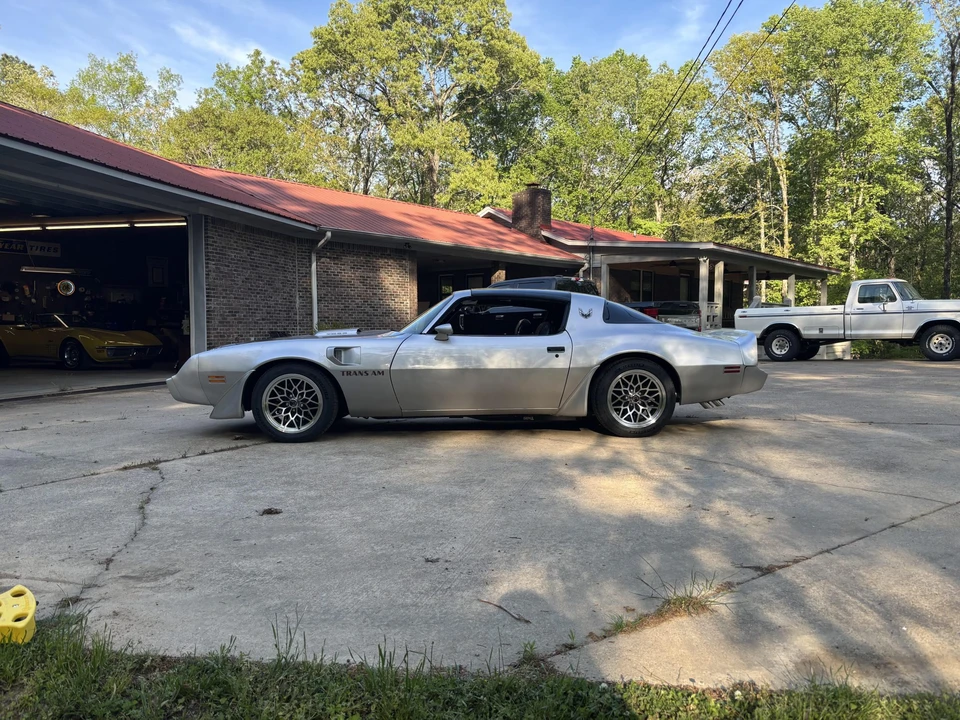 1981 Pontiac Firebird Trans Am 2nd Gen - Image 13 of 31