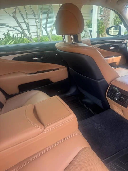 2017 Lexus LS 4th Gen - Image 4 of 5