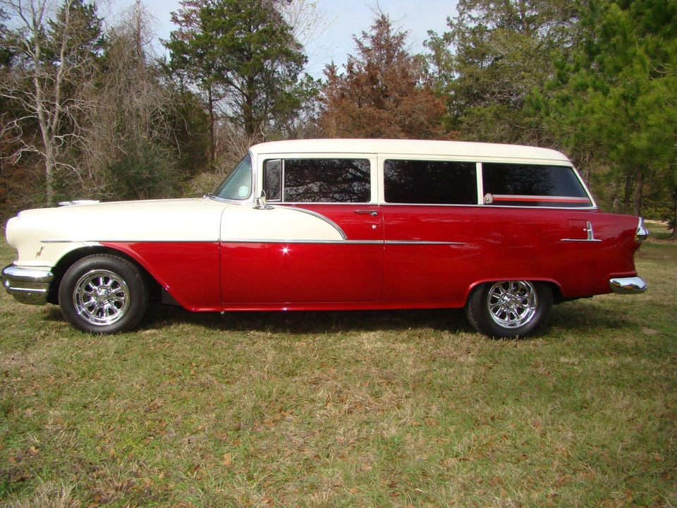 1956 Pontiac Chieftain - Image 3 of 31