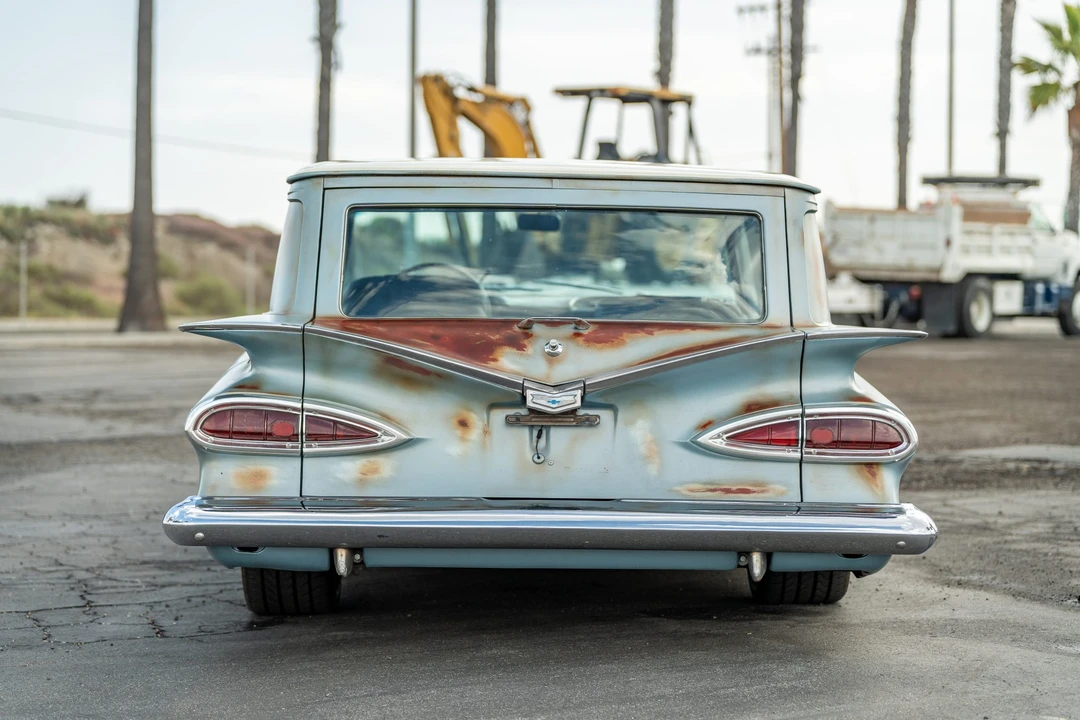 1959 Chevrolet Suburban 4th Gen - Image 7 of 31