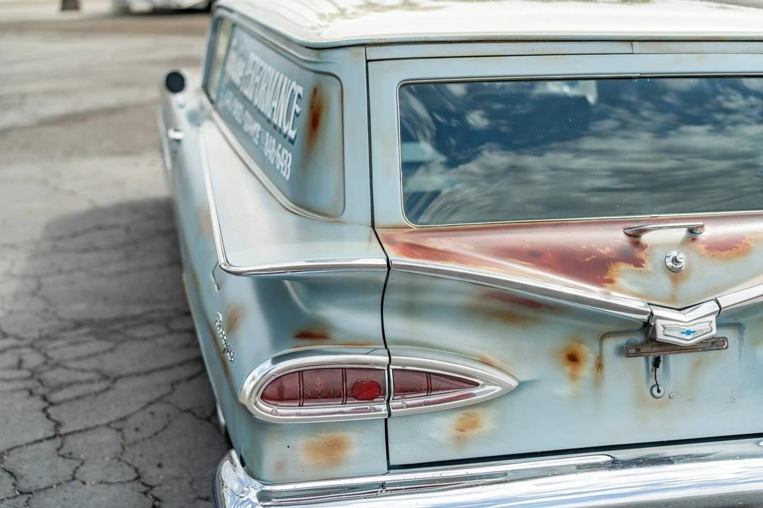 1959 Chevrolet Suburban 4th Gen - Image 25 of 31