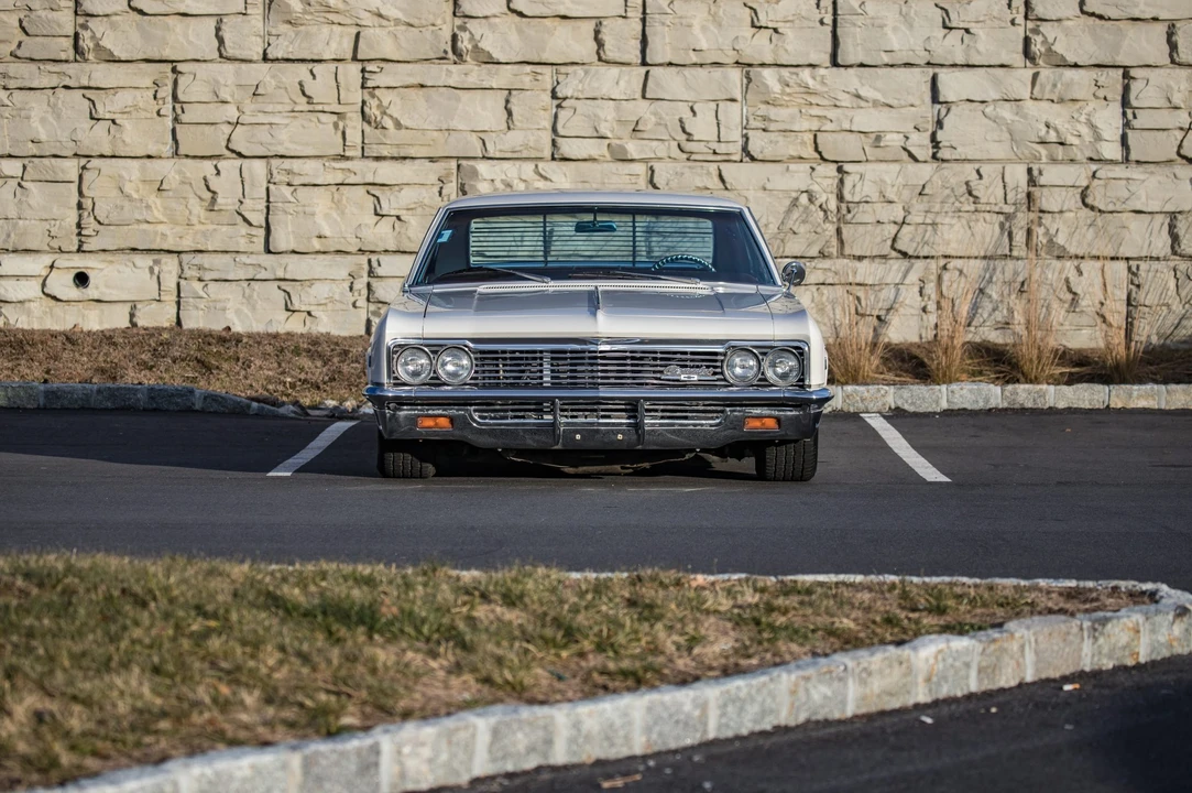 1966 Chevrolet Impala 3rd Gen - Image 4 of 31
