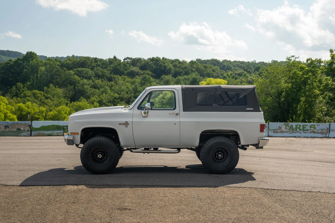 1985 Chevrolet Blazer - Image 12 of 31