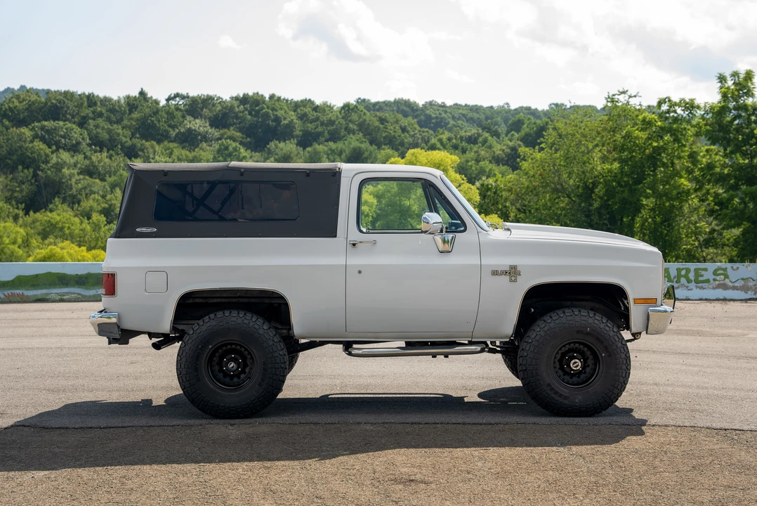 1985 Chevrolet Blazer - Image 13 of 31