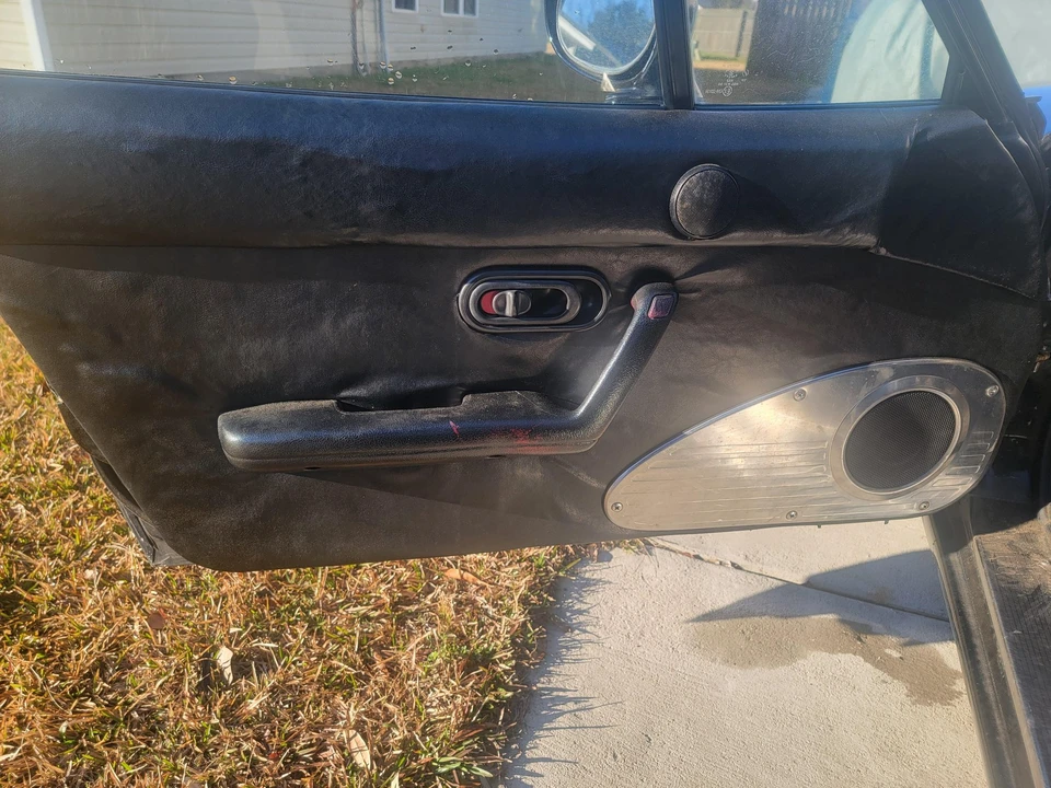 1993 Mazda NA MX-5 Miata - Image 24 of 31