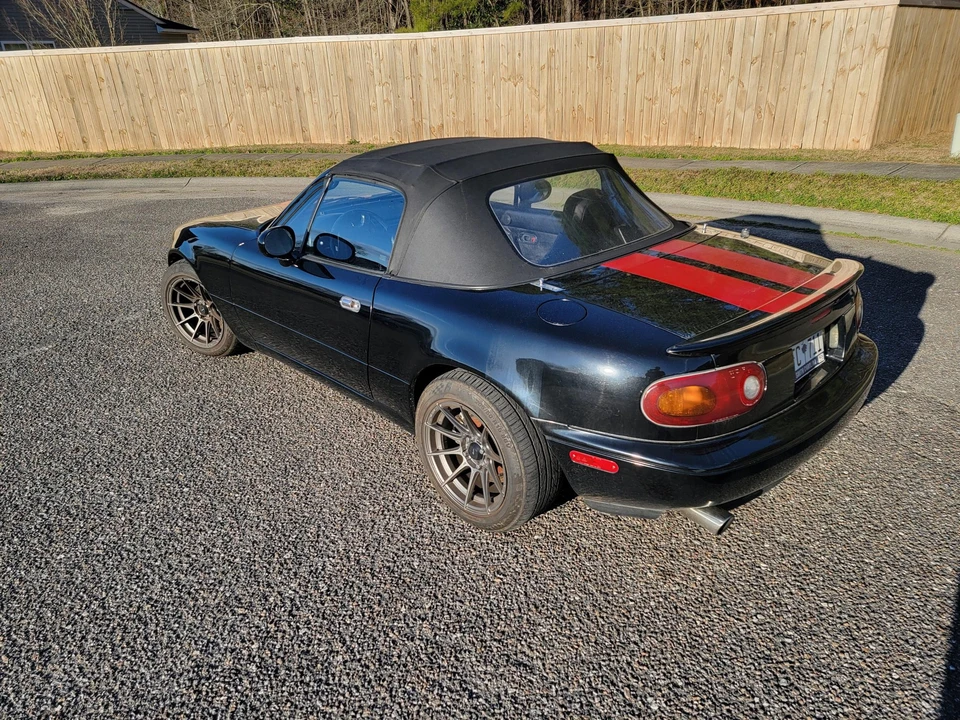 1993 Mazda NA MX-5 Miata - Image 6 of 31