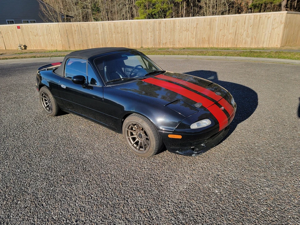 1993 Mazda NA MX-5 Miata - Image 2 of 31