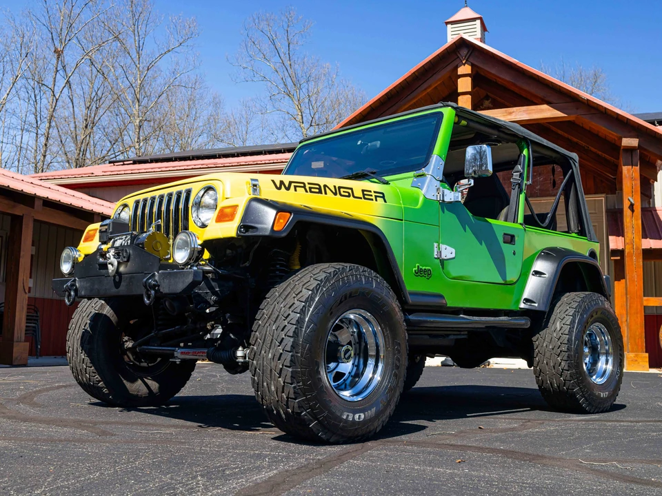 1998 Jeep TJ Wrangler - Image 2 of 31
