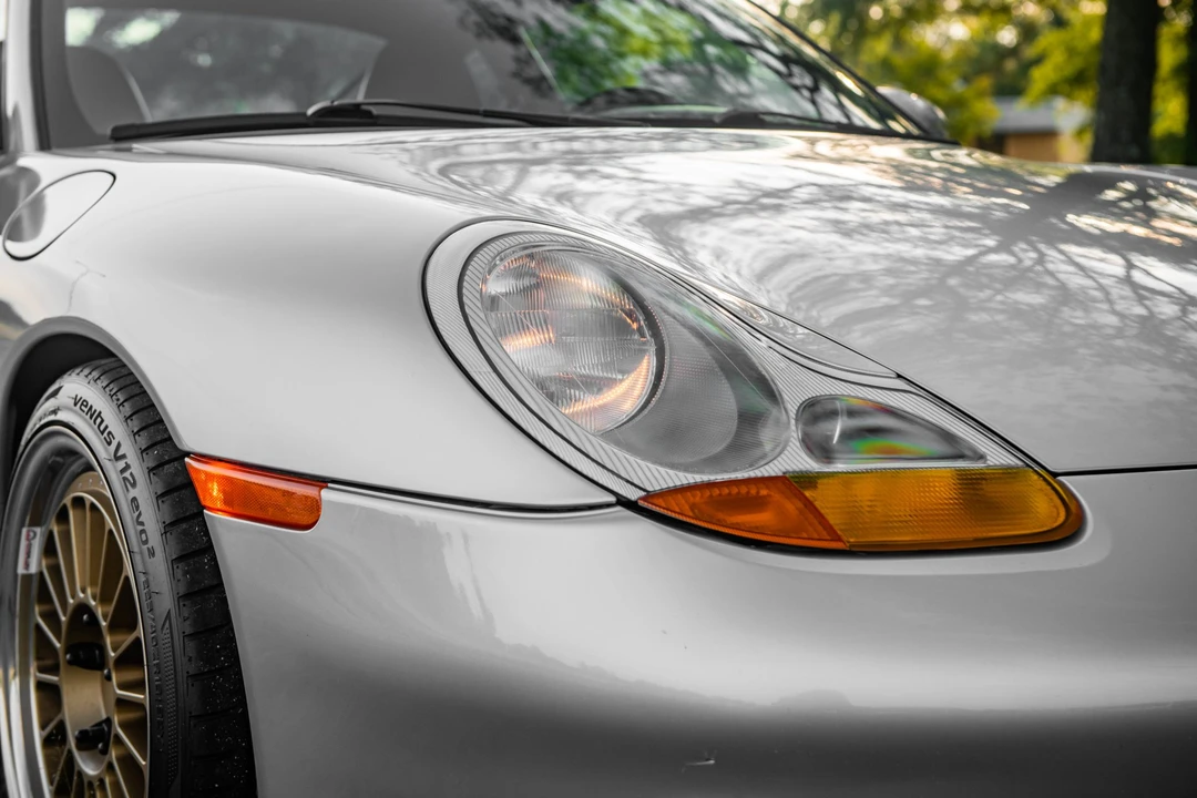 1999 Porsche 996 Carrera - Image 28 of 31
