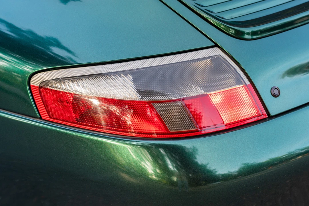 1999 Porsche 996 Carrera - Image 11 of 31