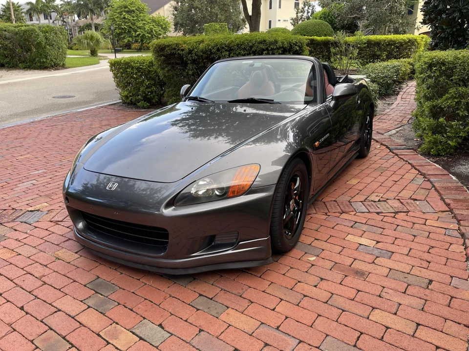 2001 Honda AP1 S2000 - Image 2 of 31