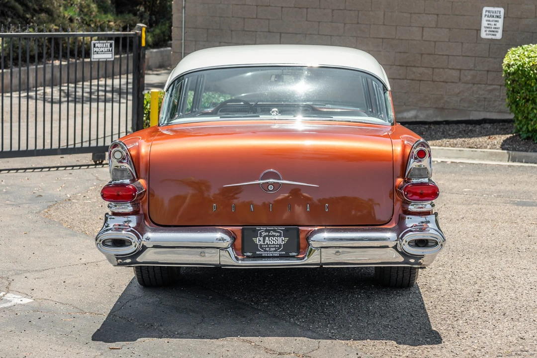 1957 Pontiac Chieftain - Image 9 of 31