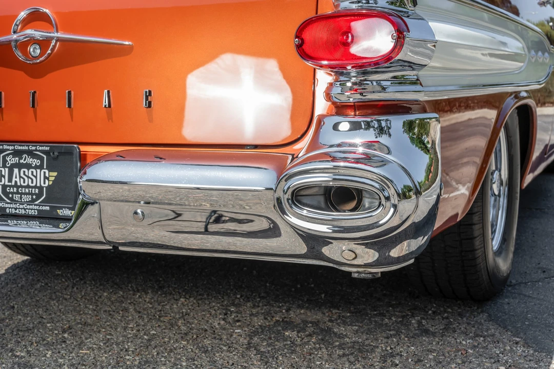 1957 Pontiac Chieftain - Image 21 of 31