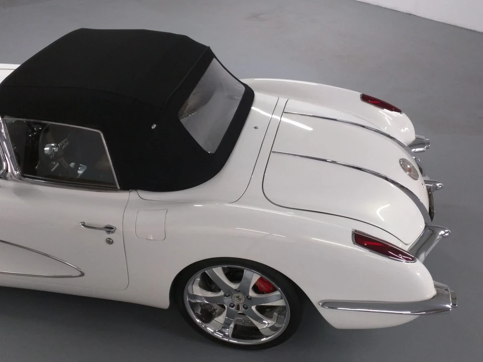 1960 Chevrolet Corvette C1 - Image 17 of 31