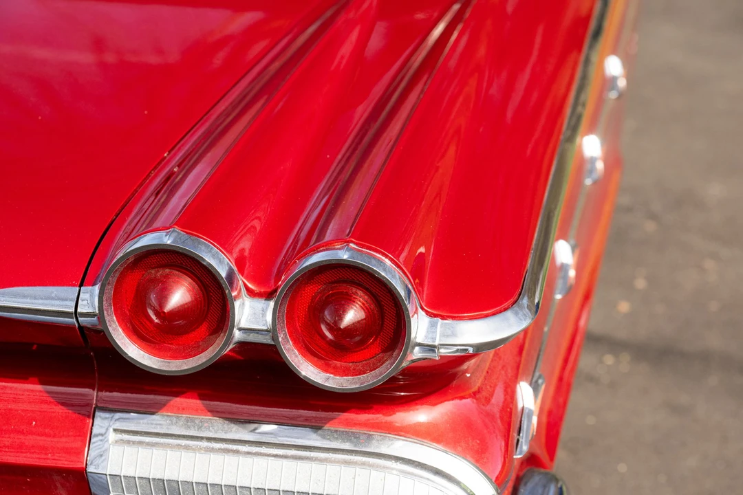 1960 Pontiac Catalina 2nd Gen - Image 13 of 31
