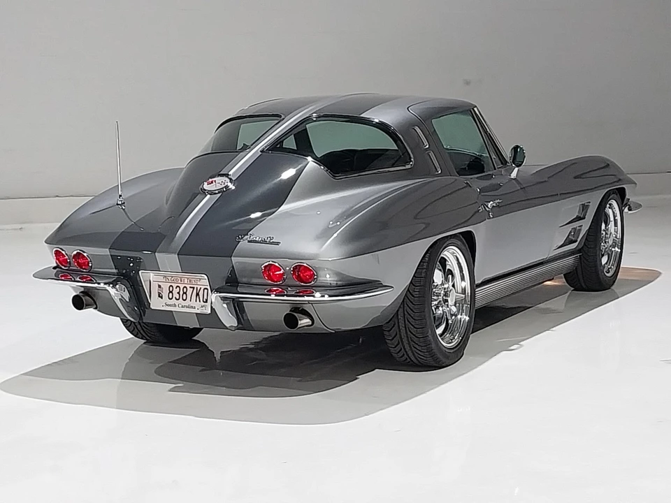 1963 Chevrolet Corvette C2 - Image 25 of 31