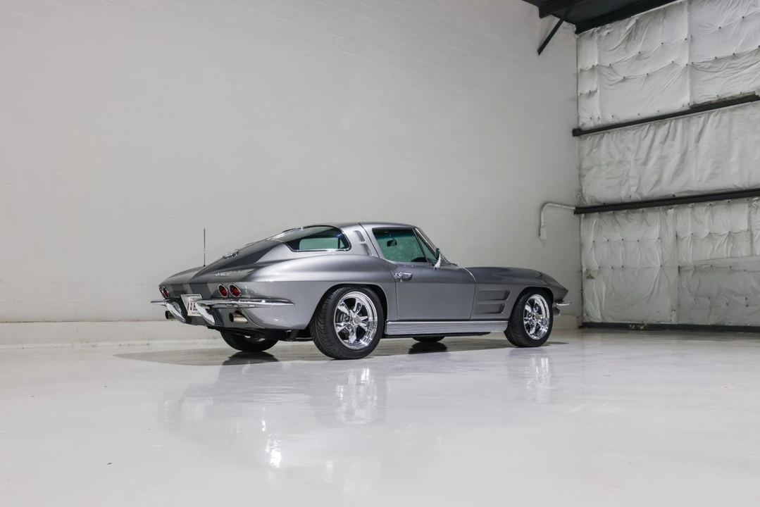 1963 Chevrolet Corvette C2 - Image 12 of 31