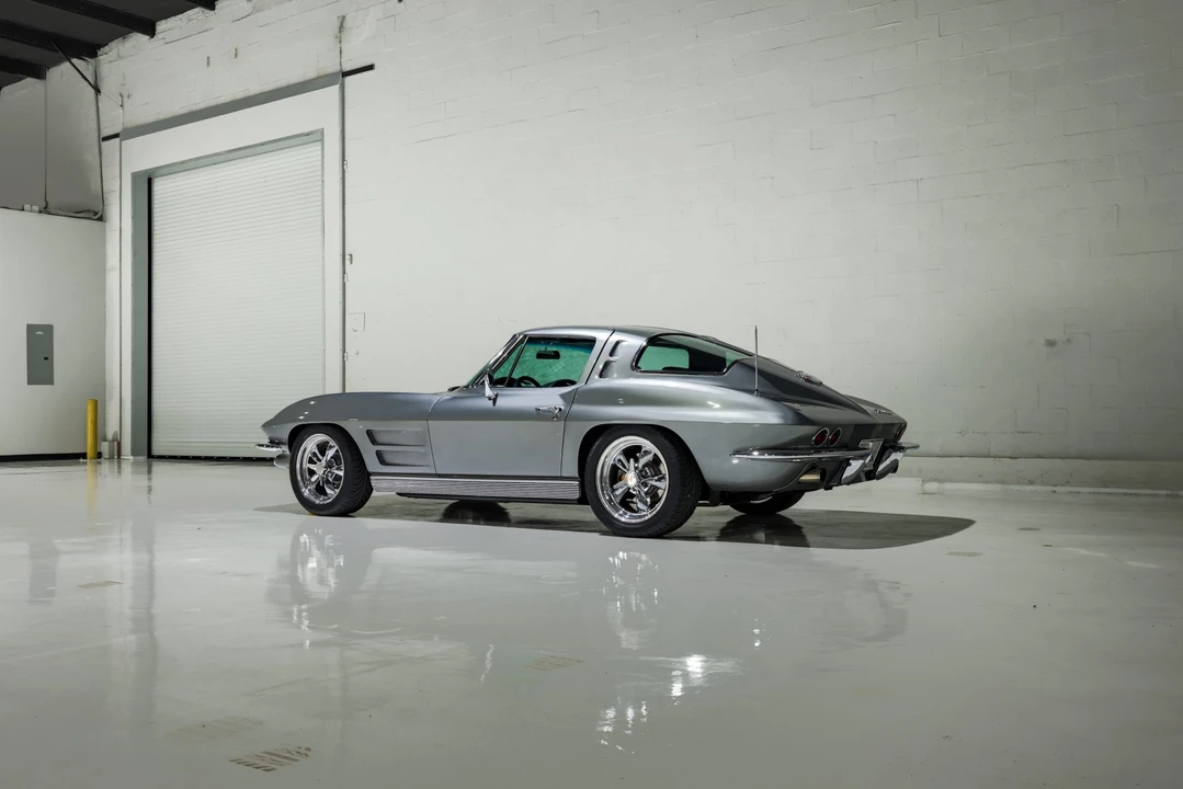 1963 Chevrolet Corvette C2 - Image 9 of 31