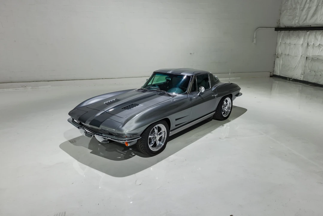 1963 Chevrolet Corvette C2 - Image 4 of 31