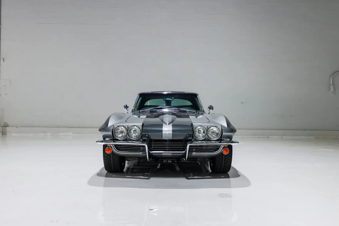 1963 Chevrolet Corvette C2 - Image 23 of 31