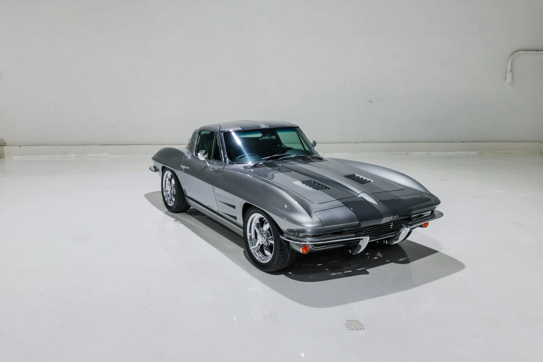 1963 Chevrolet Corvette C2 - Image 21 of 31