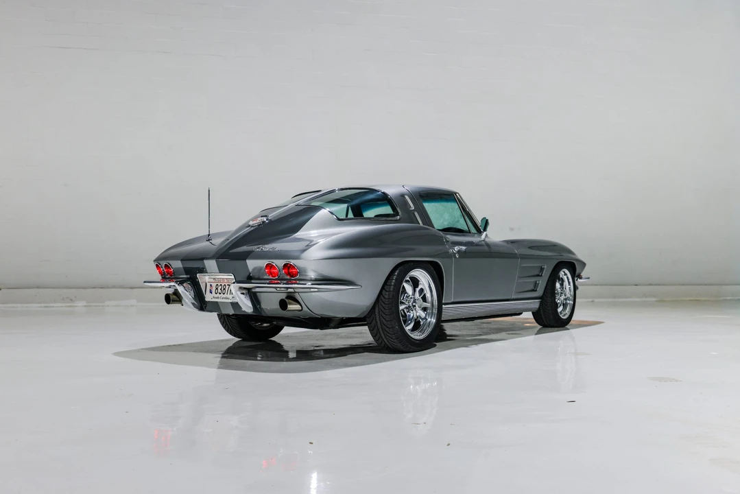 1963 Chevrolet Corvette C2 - Image 28 of 31