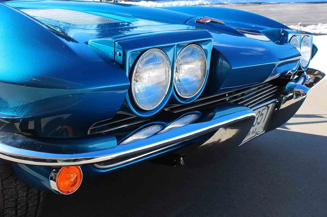 1963 Chevrolet Corvette C2 - Image 25 of 31
