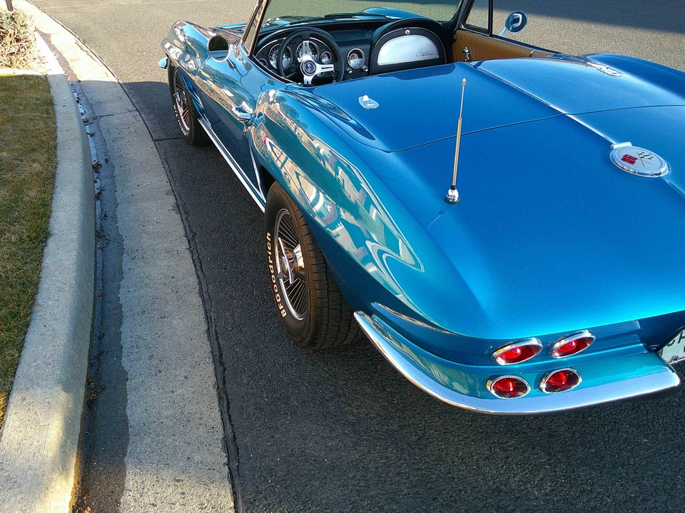1963 Chevrolet Corvette C2 - Image 10 of 31