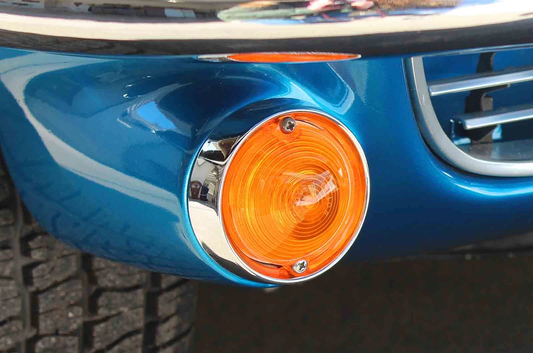1963 Chevrolet Corvette C2 - Image 26 of 31