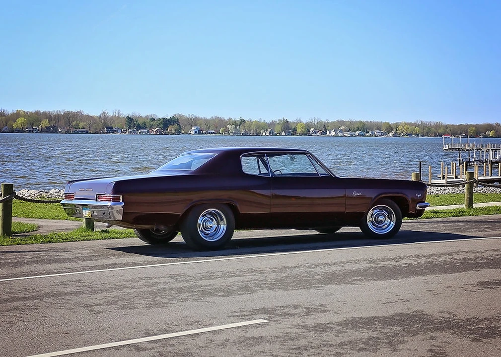 1966 Chevrolet Caprice - Image 8 of 31