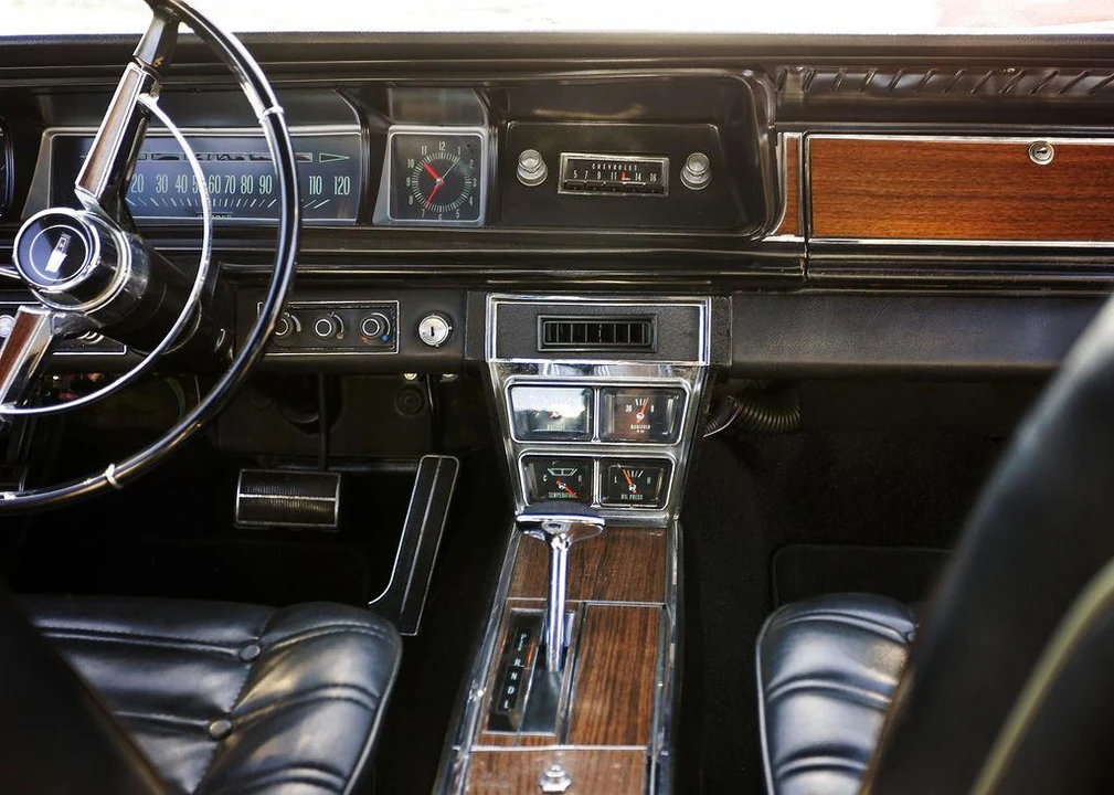 1966 Chevrolet Caprice - Image 25 of 31