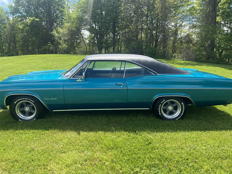 1966 Chevrolet Impala SS 4th Gen - Image 16 of 31