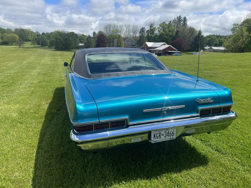 1966 Chevrolet Impala SS 4th Gen - Image 8 of 31