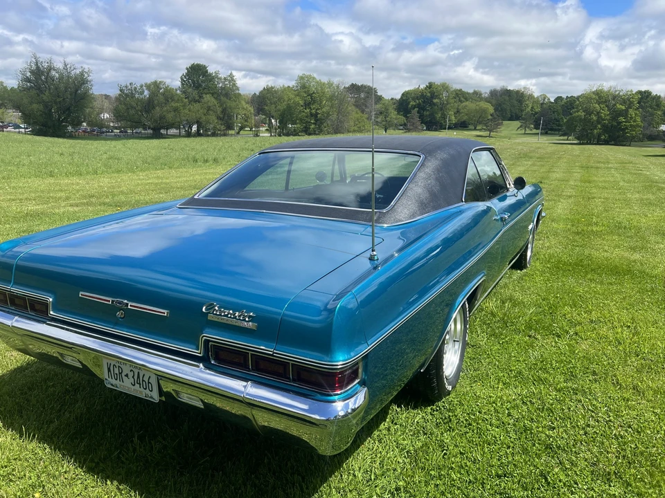 1966 Chevrolet Impala SS 4th Gen - Image 14 of 31