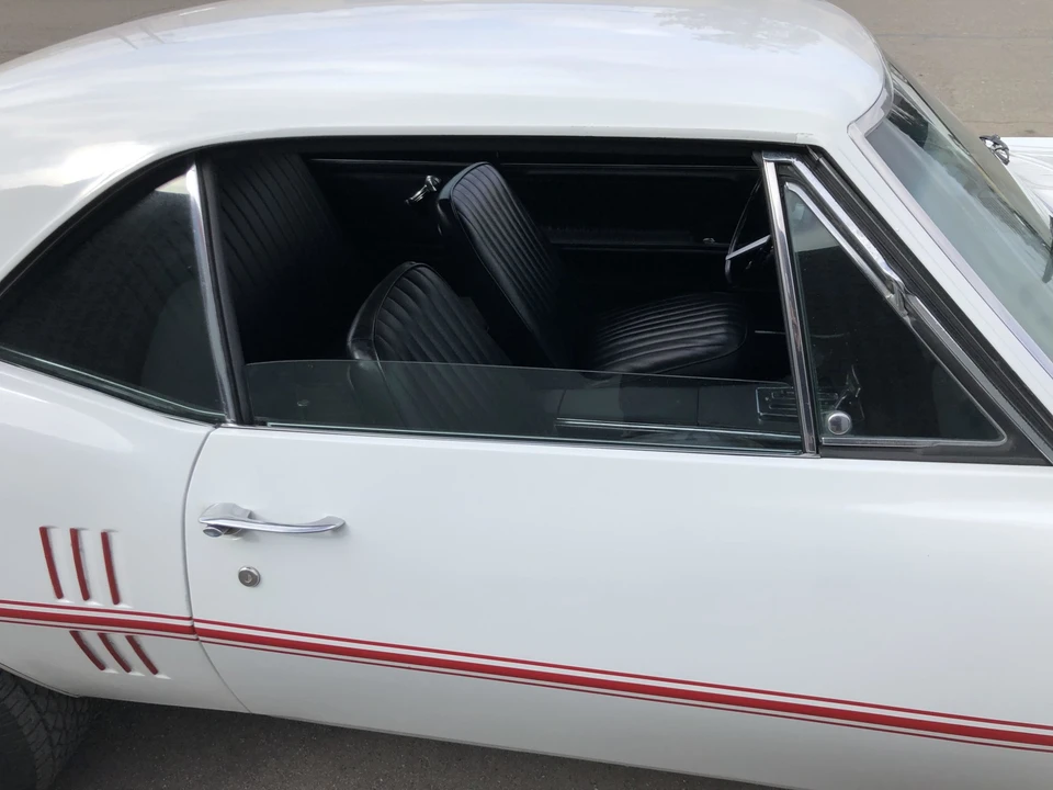 1967 Pontiac Firebird 1st Gen - Image 27 of 31