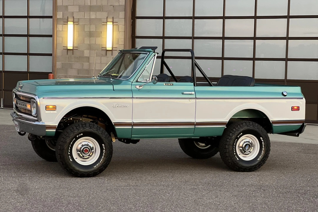 1969 Chevrolet K5 Blazer 1st Gen - Image 9 of 31